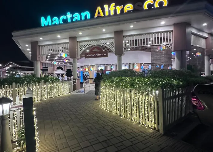 C1 -8nb With Pool Mactan Newtown Center Of Cebu Phillippines 15mins From Airport