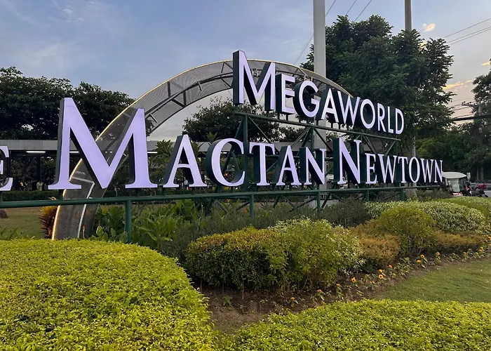 C1 -8nb With Pool Mactan Newtown Center Of Cebu Phillippines 15mins From Airport Lapu-Lapu City